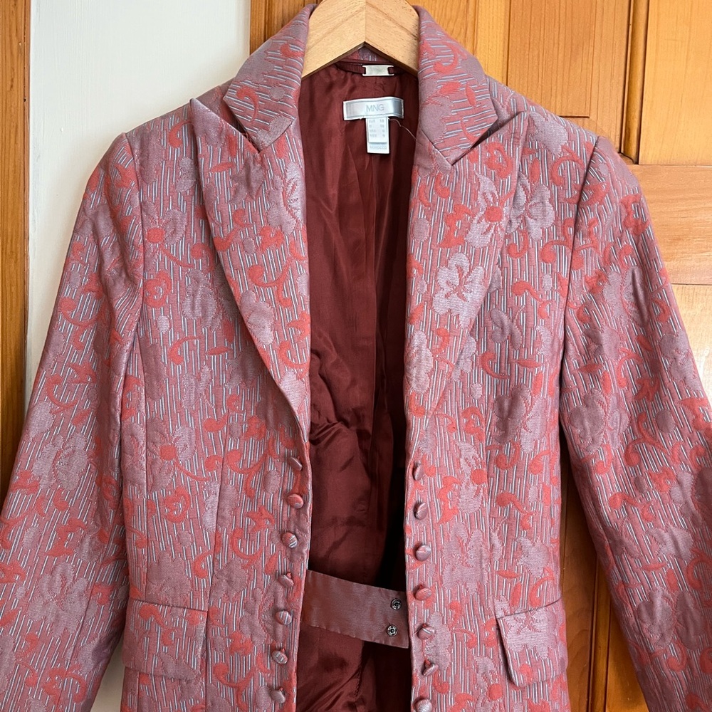 MNG Women's Red and Pink Floral Blazer Made in Morocco